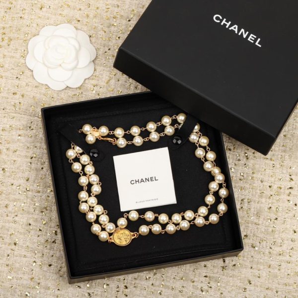 réplica,joyas,joyería,1:1,replica,fake,lujo,barato Cadena larga Chanel con perlas y monedas de oro