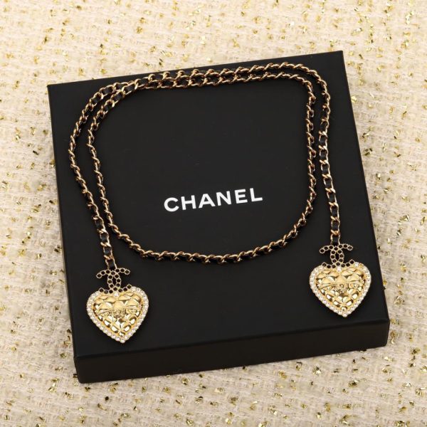 réplica,joyas,joyería,1:1,replica,fake,lujo,barato Chanel cadena de suéter de amor de diamantes negros con doble C y diamantes