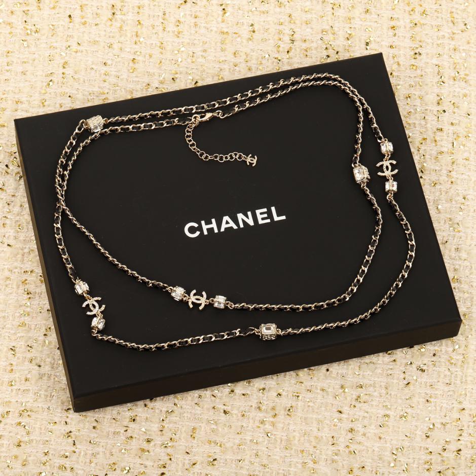 réplica,joyas,joyería,1:1,replica,fake,lujo,barato réplica,joyas,joyería,1:1,replica,fake,lujo,barato Cadena larga doble C de cuero clásico Chanel