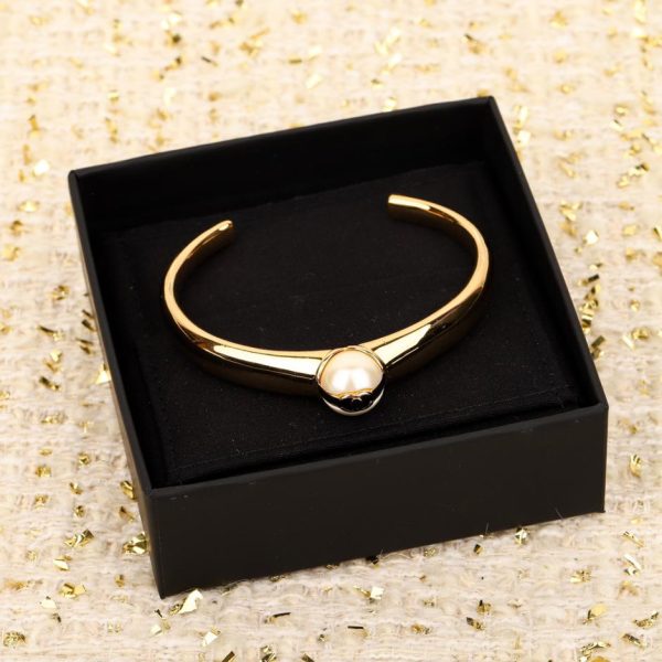 réplica,joyas,joyería,1:1,replica,fake,lujo,barato Pulsera abierta Chanel doble C en blanco y negro