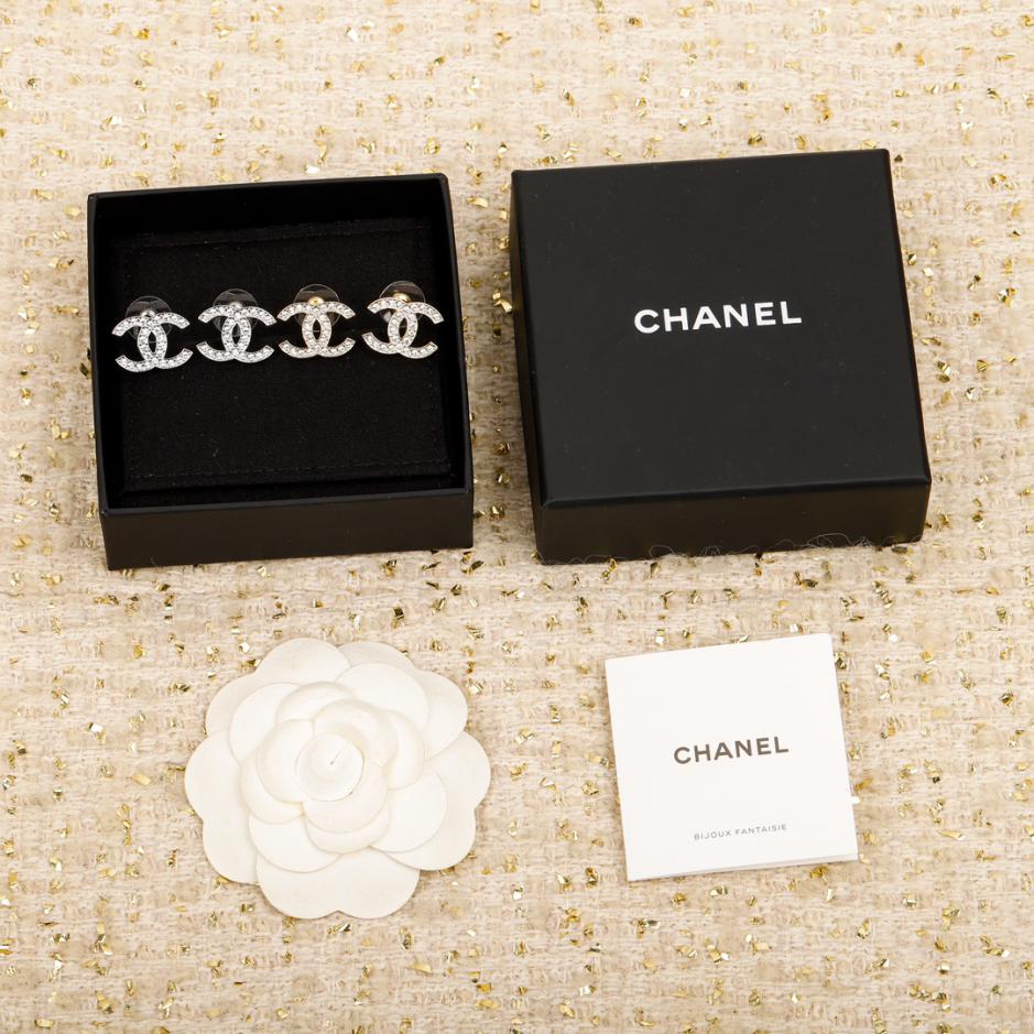 réplica,joyas,joyería,1:1,replica,fake,lujo,barato réplica,joyas,joyería,1:1,replica,fake,lujo,barato Pendientes clásicos de doble c de Chanel