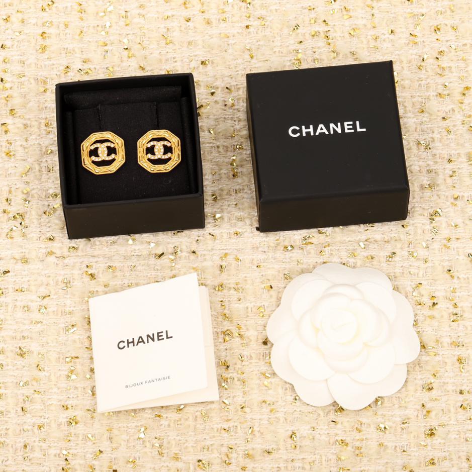 réplica,joyas,joyería,1:1,replica,fake,lujo,barato réplica,joyas,joyería,1:1,replica,fake,lujo,barato Pendientes Chanel con 8 bordes de diamantes