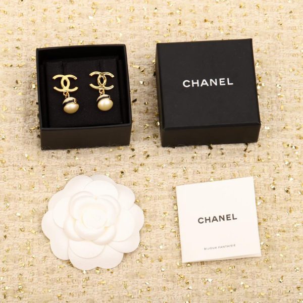 réplica,joyas,joyería,1:1,replica,fake,lujo,barato Pendientes Chanel con doble C de perlas blancas y negras