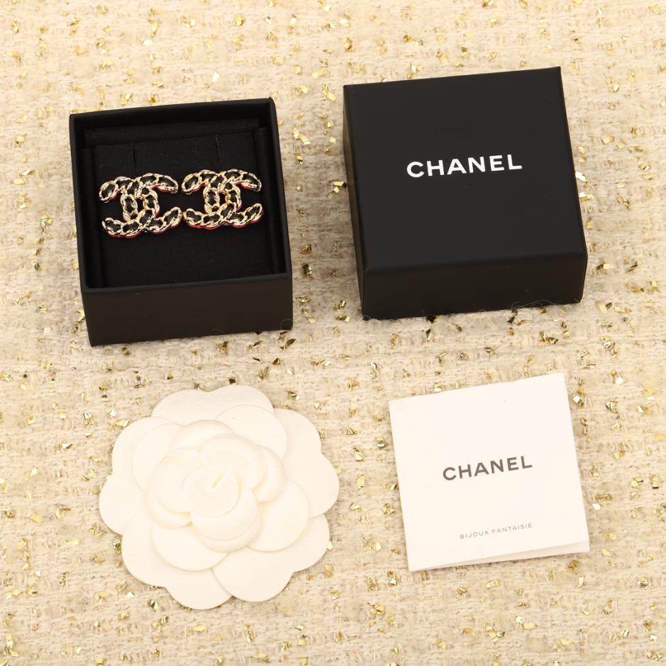 réplica,joyas,joyería,1:1,replica,fake,lujo,barato réplica,joyas,joyería,1:1,replica,fake,lujo,barato Pendientes Chanel de cuero perforado con doble C