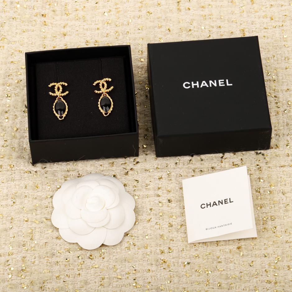 réplica,joyas,joyería,1:1,replica,fake,lujo,barato réplica,joyas,joyería,1:1,replica,fake,lujo,barato Pendientes de diamantes con doble C retorcida de Chanel
