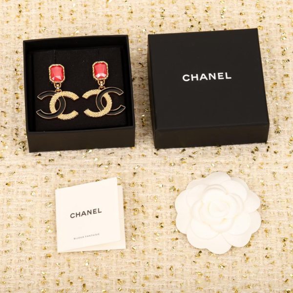 réplica,joyas,joyería,1:1,replica,fake,lujo,barato Pendientes Chanel con relieve de oro y esmalte negro