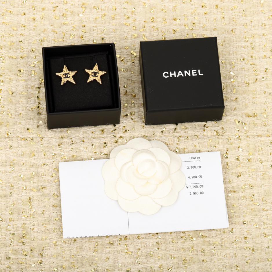 réplica,joyas,joyería,1:1,replica,fake,lujo,barato réplica,joyas,joyería,1:1,replica,fake,lujo,barato Pendientes Chanel con textura de lava y estrella con doble c