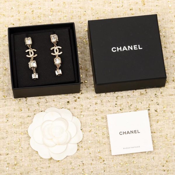 réplica,joyas,joyería,1:1,replica,fake,lujo,barato Pendientes Chanel con diamantes y doble C.