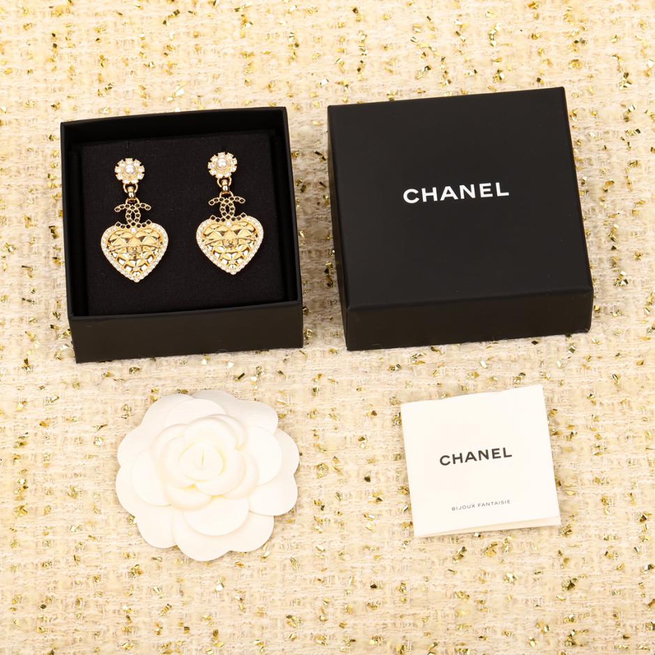 réplica,joyas,joyería,1:1,replica,fake,lujo,barato réplica,joyas,joyería,1:1,replica,fake,lujo,barato Pendientes Chanel Diamond Love con diamantes negros y doble C