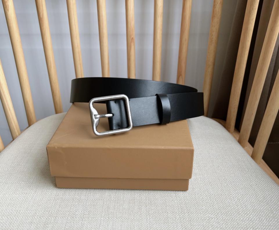 réplica,joyas,joyería,1:1,replica,fake,lujo,barato réplica,joyas,joyería,1:1,replica,fake,lujo,barato Ancho de sincronización del contador Burberry 3,5 cm.
