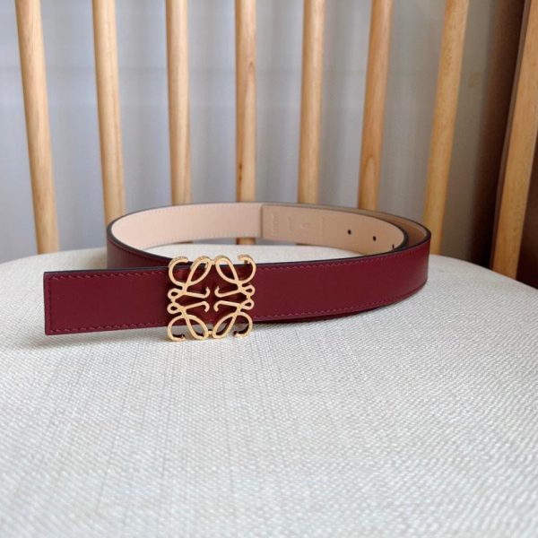 réplica,joyas,joyería,1:1,replica,fake,lujo,barato El último cinturón del mostrador LOEWE tiene 4,0 cm de ancho.