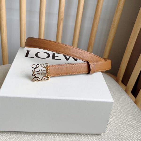 réplica,joyas,joyería,1:1,replica,fake,lujo,barato El último cinturón del mostrador LOEWE mide 2,0 cm de ancho.