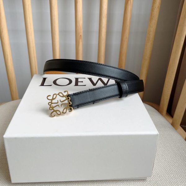 réplica,joyas,joyería,1:1,replica,fake,lujo,barato El último cinturón del mostrador LOEWE mide 2,0 cm de ancho.