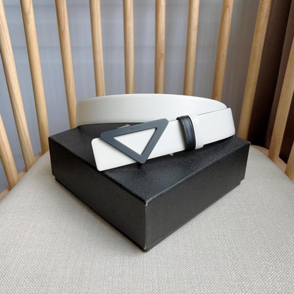 réplica,joyas,joyería,1:1,replica,fake,lujo,barato El nuevo cinturón de PRADA mide 3,5 cm de ancho