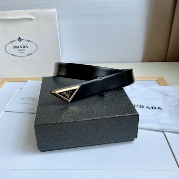 réplica,joyas,joyería,1:1,replica,fake,lujo,barato El nuevo cinturón de PRADA mide 3,3 cm de ancho