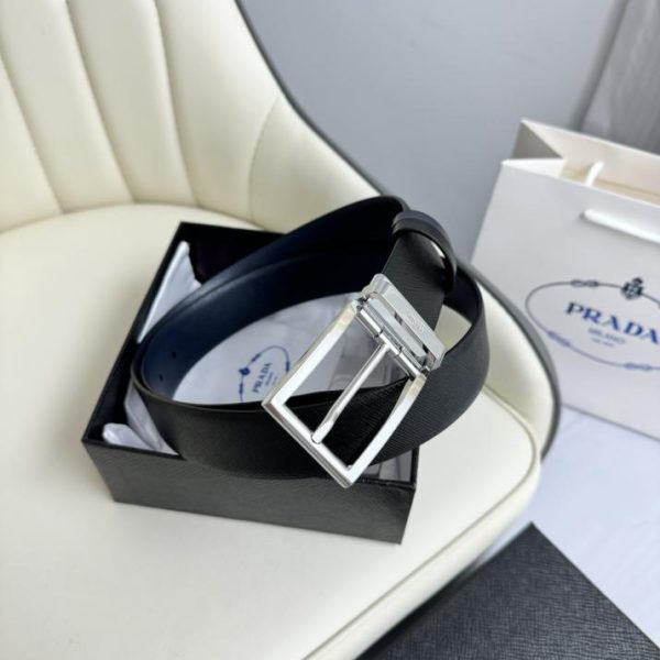 réplica,joyas,joyería,1:1,replica,fake,lujo,barato El nuevo cinturón de cuero de doble cara de PRADA mide 3,5 cm de ancho