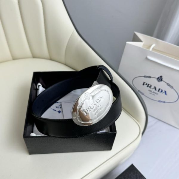 réplica,joyas,joyería,1:1,replica,fake,lujo,barato El nuevo cinturón de PRADA mide 3,5 cm de ancho