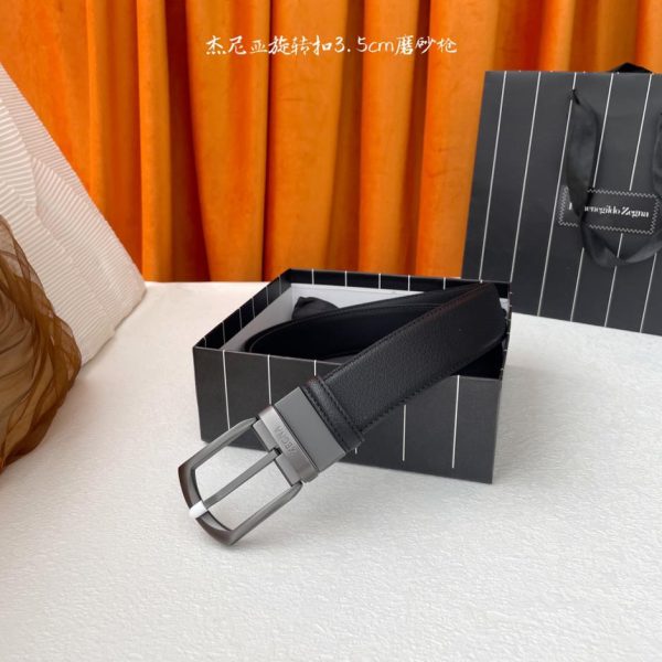 réplica,joyas,joyería,1:1,replica,fake,lujo,barato La hebilla Zegna es reversible.