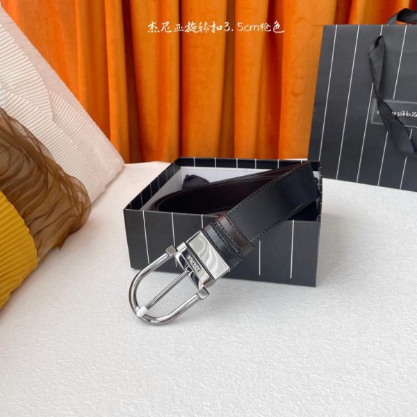 réplica,joyas,joyería,1:1,replica,fake,lujo,barato La hebilla Zegna es reversible.