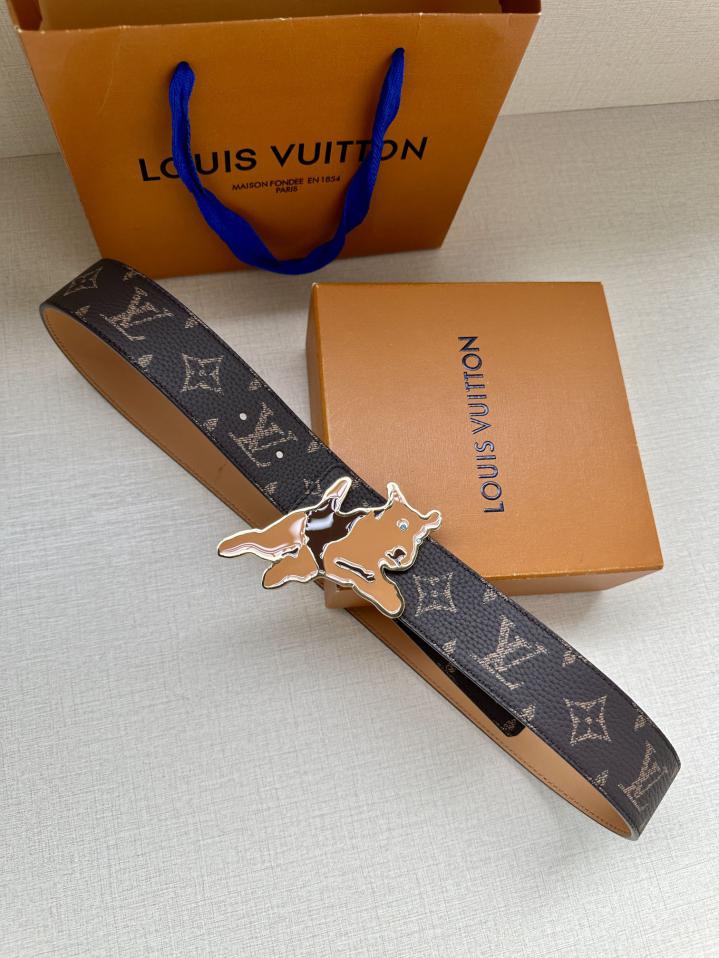 réplica,joyas,joyería,1:1,replica,fake,lujo,barato réplica,joyas,joyería,1:1,replica,fake,lujo,barato LOUIS VUITTON Initiales double-sided belt
