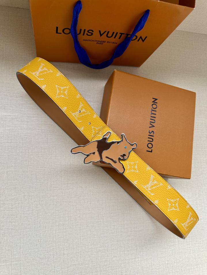 réplica,joyas,joyería,1:1,replica,fake,lujo,barato réplica,joyas,joyería,1:1,replica,fake,lujo,barato LOUIS VUITTON Initiales double-sided belt