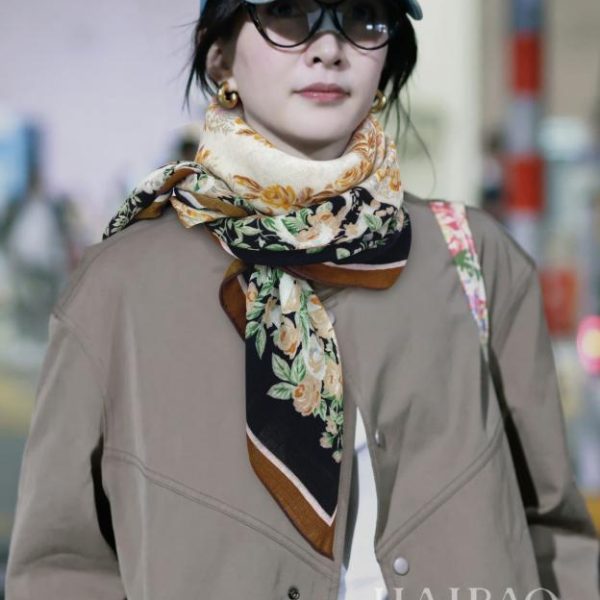 réplica,joyas,joyería,1:1,replica,fake,lujo,barato Bufanda cuadrada de cachemira Gucci