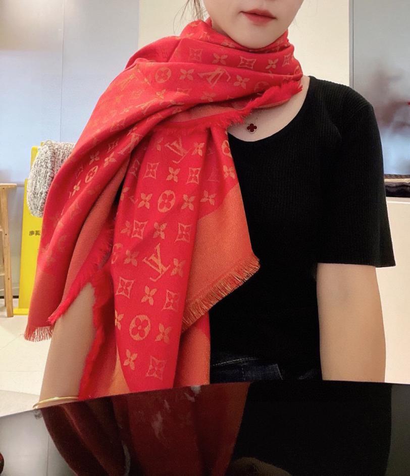 réplica,joyas,joyería,1:1,replica,fake,lujo,barato réplica,joyas,joyería,1:1,replica,fake,lujo,barato Bufanda Louis Vuitton de jacquard oscuro