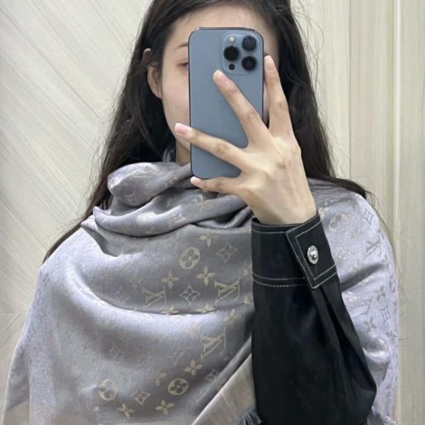 réplica,joyas,joyería,1:1,replica,fake,lujo,barato chal clásico de Gucci