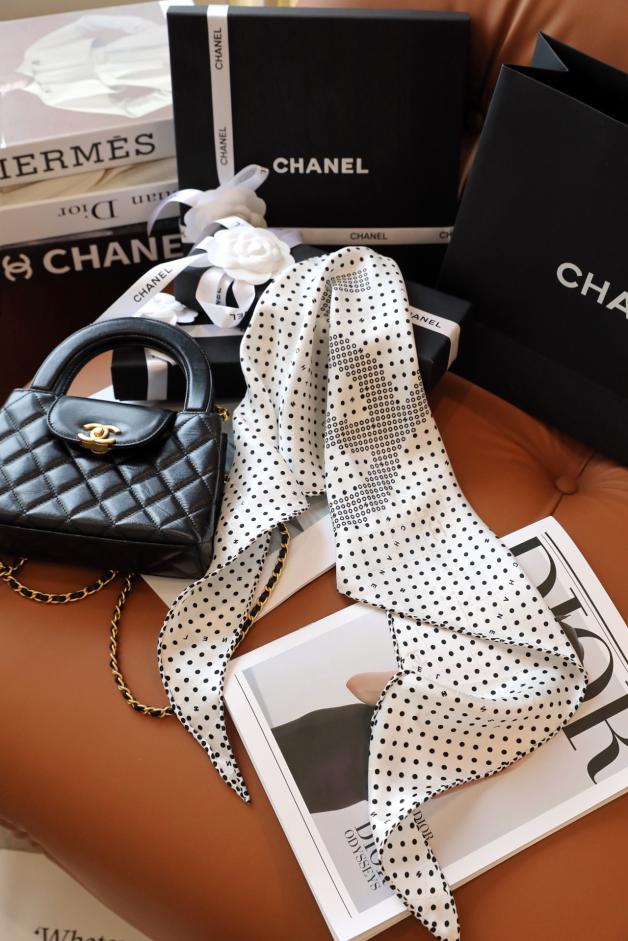 réplica,joyas,joyería,1:1,replica,fake,lujo,barato réplica,joyas,joyería,1:1,replica,fake,lujo,barato Bufanda de diamantes clásica Chanel