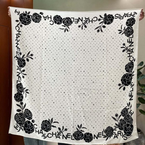 réplica,joyas,joyería,1:1,replica,fake,lujo,barato Chanel camelia clásica elegante estilo Coco.