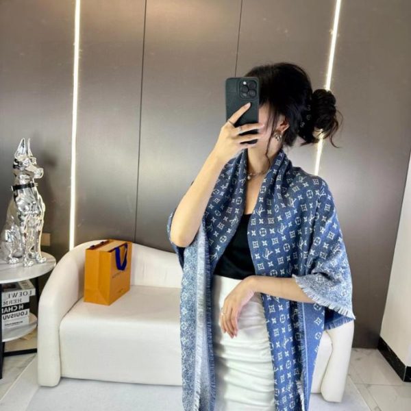 réplica,joyas,joyería,1:1,replica,fake,lujo,barato Chaqueta tipo poncho BURBERRY