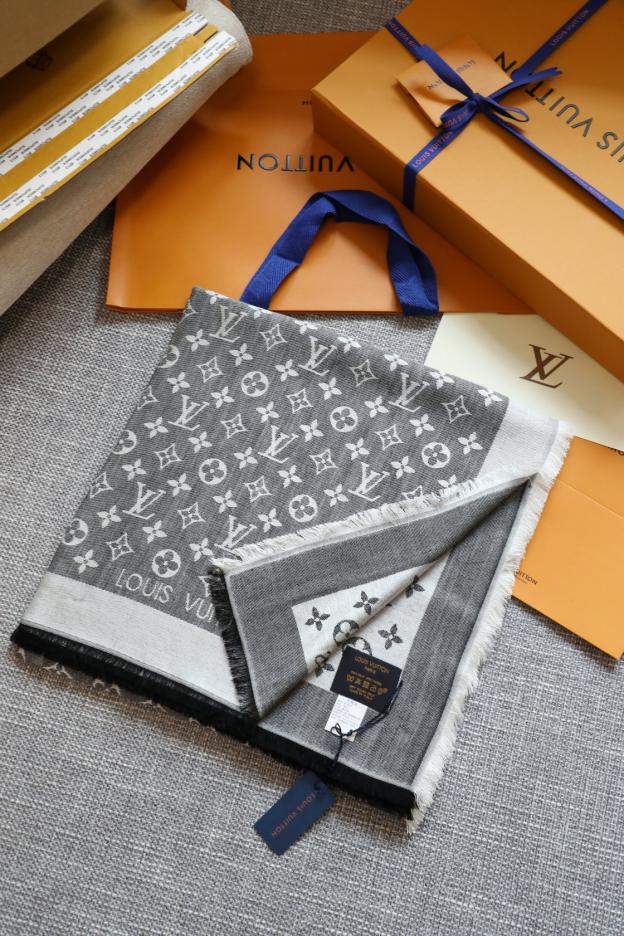 réplica,joyas,joyería,1:1,replica,fake,lujo,barato réplica,joyas,joyería,1:1,replica,fake,lujo,barato Louis Vuitton bufanda cuadrada en jacquard tonal