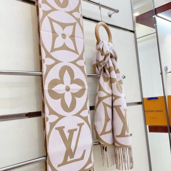 réplica,joyas,joyería,1:1,replica,fake,lujo,barato Bufanda Louis Vuitton letras grandes