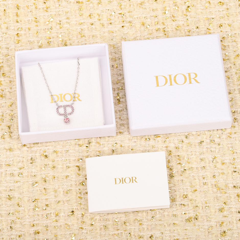 réplica,joyas,joyería,1:1,replica,fake,lujo,barato réplica,joyas,joyería,1:1,replica,fake,lujo,barato Collar Dior nuevo CD