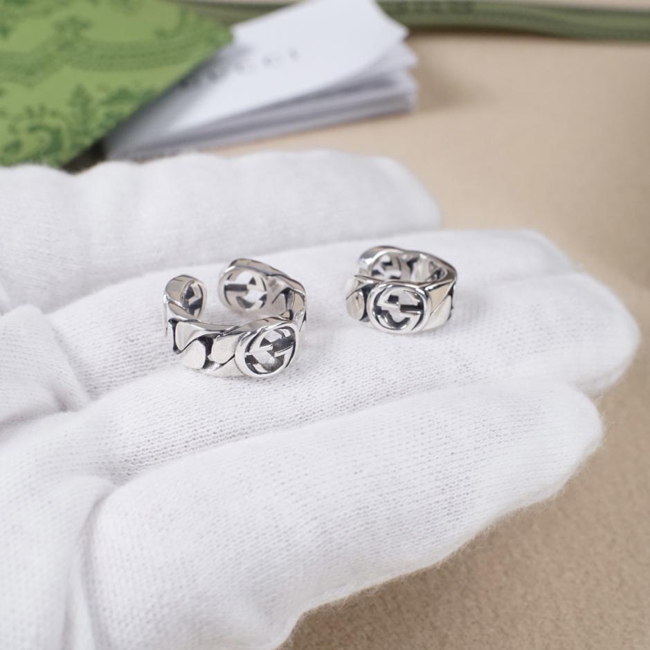 réplica,joyas,joyería,1:1,replica,fake,lujo,barato réplica,joyas,joyería,1:1,replica,fake,lujo,barato clip para la oreja con doble g de Gucci