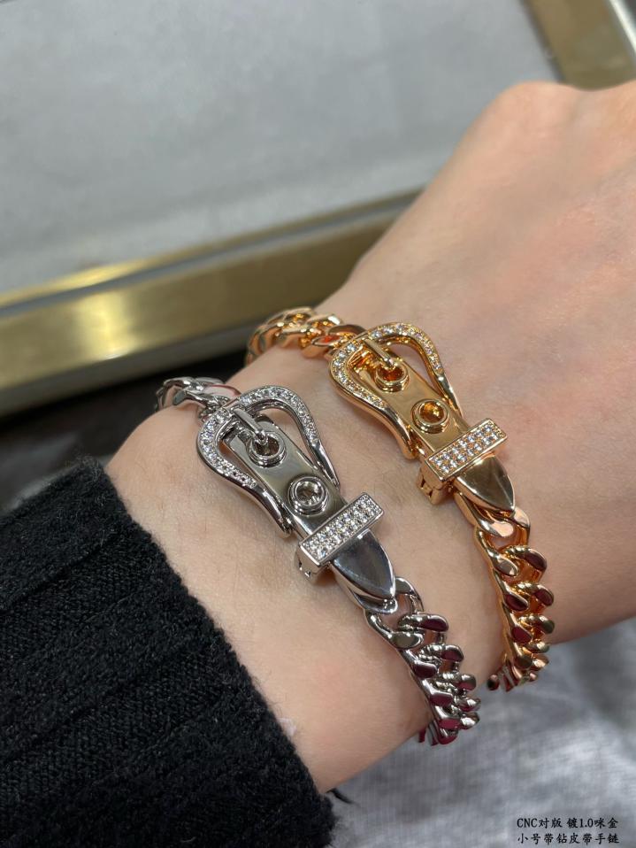réplica,joyas,joyería,1:1,replica,fake,lujo,barato réplica,joyas,joyería,1:1,replica,fake,lujo,barato Pulsera Hermes con cinturón de diamantes pequeños