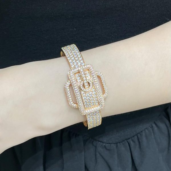 réplica,joyas,joyería,1:1,replica,fake,lujo,barato Pulsera con hebilla de diamantes y cinturón Hermes.