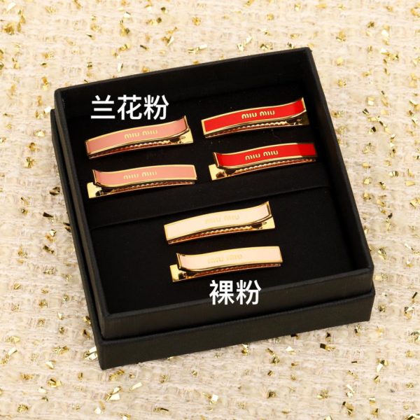 réplica,joyas,joyería,1:1,replica,fake,lujo,barato Pasador de pelo blanco y negro de Miu Miu