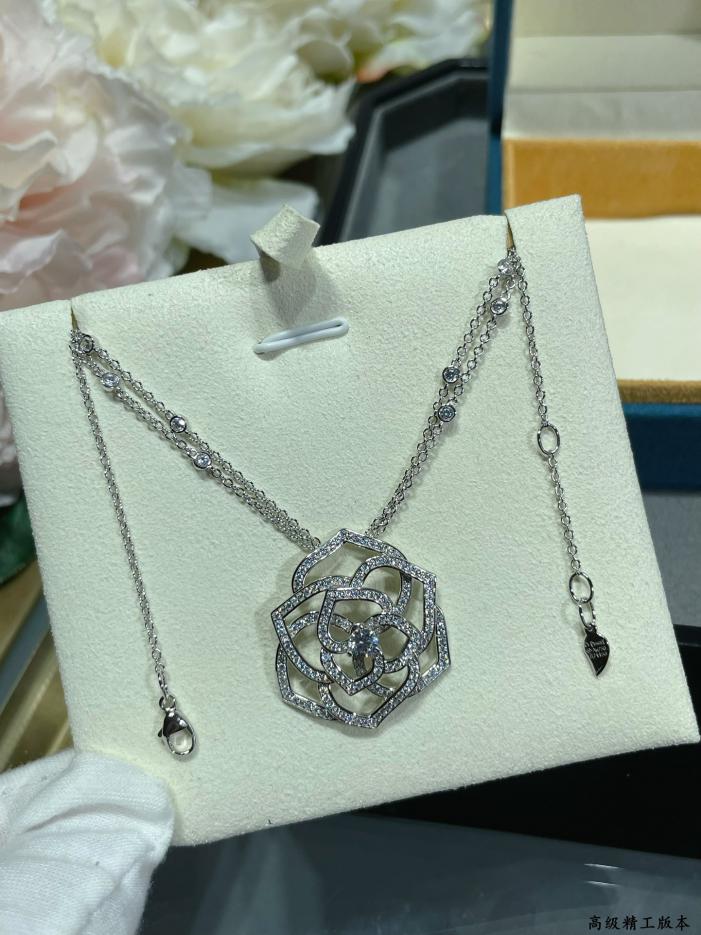 réplica,joyas,joyería,1:1,replica,fake,lujo,barato Collar Piaget con rosa hueca y diamantes completos