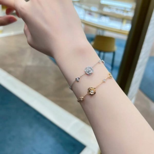 réplica,joyas,joyería,1:1,replica,fake,lujo,barato Pulsera Piaget con diamantes y flores
