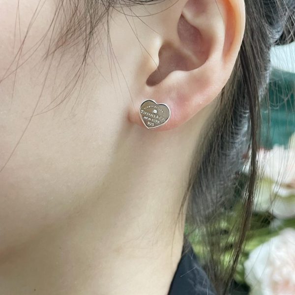 réplica,joyas,joyería,1:1,replica,fake,lujo,barato Pendientes Tiffany de plata lisa con diamantes en forma de corazón