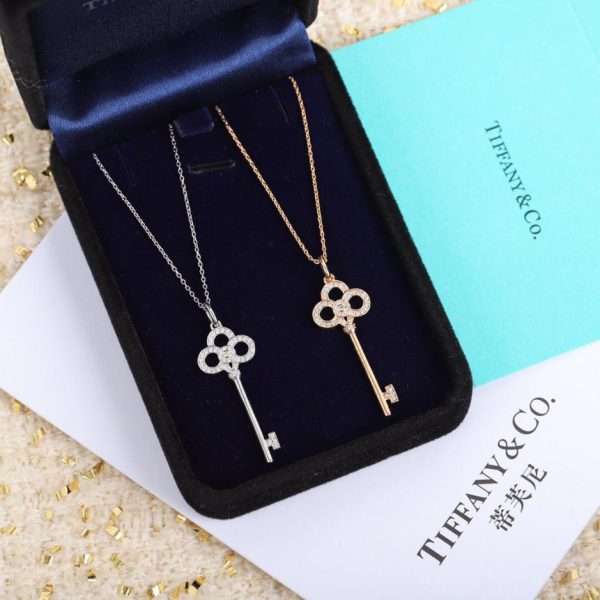 réplica,joyas,joyería,1:1,replica,fake,lujo,barato Collar con llave de flor de ciruelo Tiffany