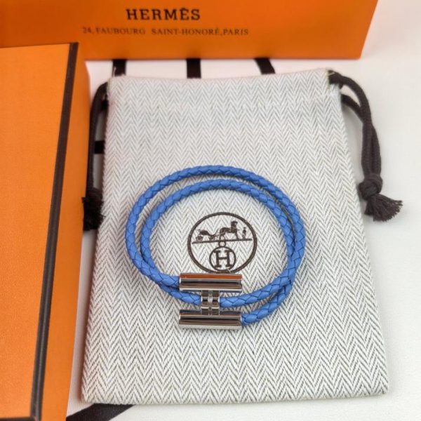 réplica,joyas,joyería,1:1,replica,fake,lujo,barato Pulsera de cuero H plateada brillante de doble círculo Hermes / modelo mejorado
