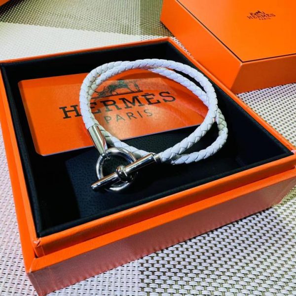 réplica,joyas,joyería,1:1,replica,fake,lujo,barato Hermes nueva pulsera de cuero de doble capa con hebilla de nariz de cerdo