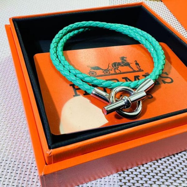 réplica,joyas,joyería,1:1,replica,fake,lujo,barato Hermes nueva pulsera de cuero de doble capa con hebilla de nariz de cerdo