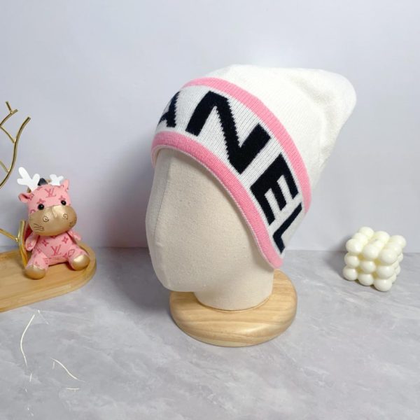 réplica,joyas,joyería,1:1,replica,fake,lujo,barato El último gorro de punto de lana de Chanel, unisex