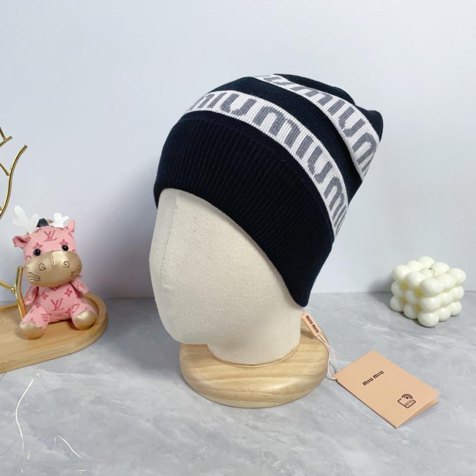 réplica,joyas,joyería,1:1,replica,fake,lujo,barato réplica,joyas,joyería,1:1,replica,fake,lujo,barato El último gorro de punto de lana de MiuMiu, unisex