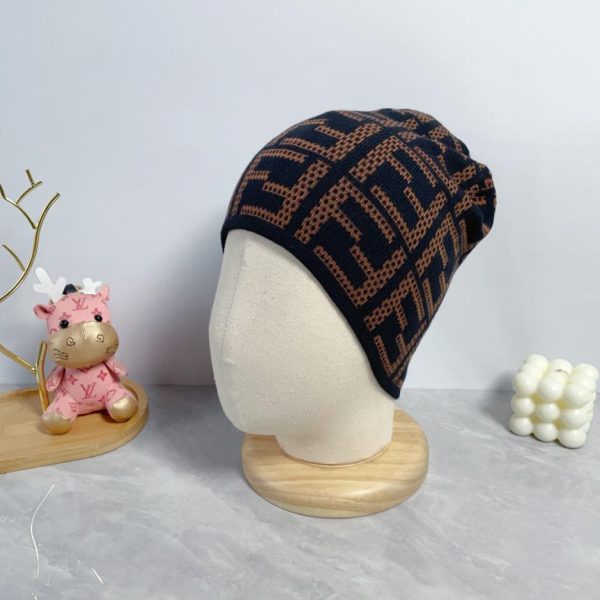 réplica,joyas,joyería,1:1,replica,fake,lujo,barato El último gorro de punto de lana de Fendi, unisex