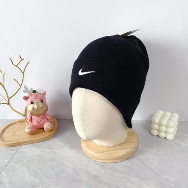 réplica,joyas,joyería,1:1,replica,fake,lujo,barato Gorro NIKE de punto frío, mismo estilo para hombre y mujer.