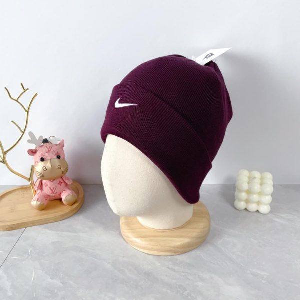 réplica,joyas,joyería,1:1,replica,fake,lujo,barato Gorro NIKE de punto frío, mismo estilo para hombre y mujer.